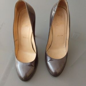 Christian Louboutin size 40